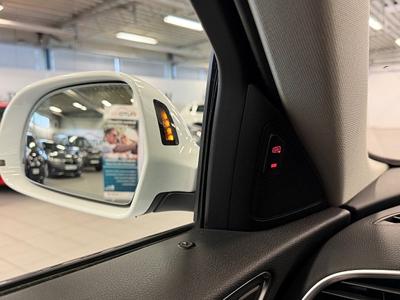 Audi Q3 20 of 21