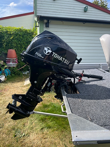 Oskwig Esox, Tohatsu 20hk EFS, Fogelsta 600 trailer 5 of 5