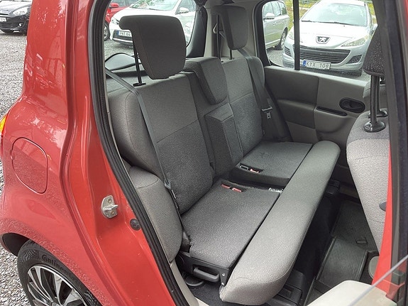 Renault Modus 15 of 23