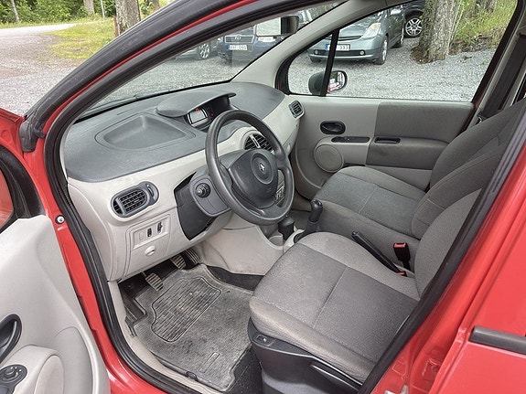 Renault Modus 12 of 23