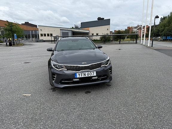Kia Optima 7 of 9