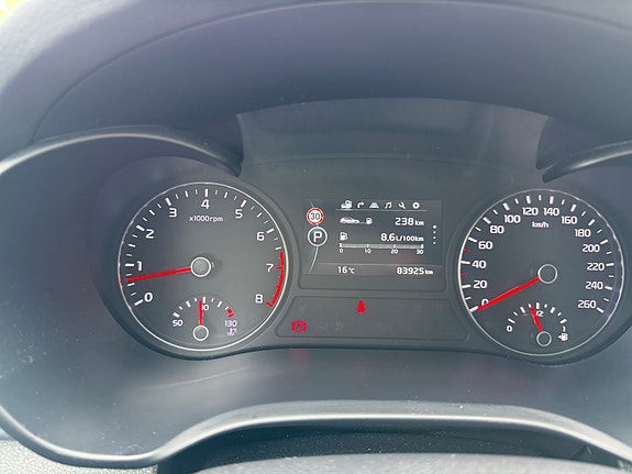 Kia Optima 9 of 9