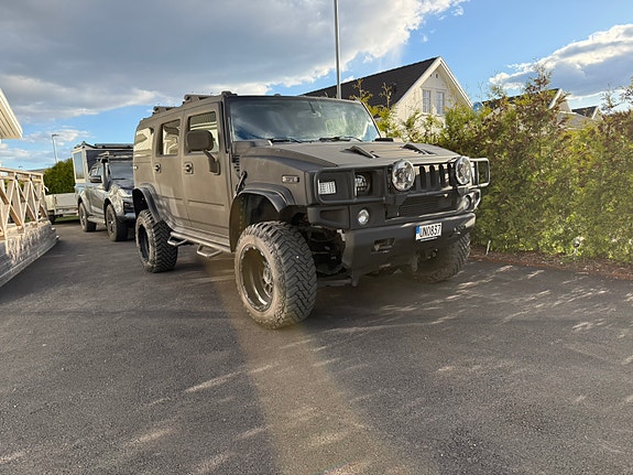 Hummer H2 4 of 5