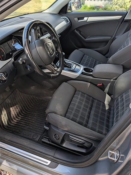 Audi A4 5 of 5