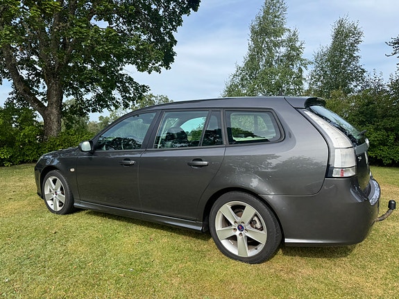 Saab 9-3 2 of 5