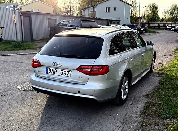 Audi A4 4 of 5