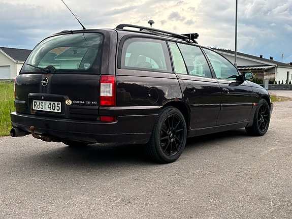 Opel Omega 4 of 5