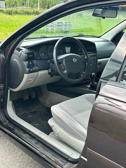 Opel Omega 5 of 5