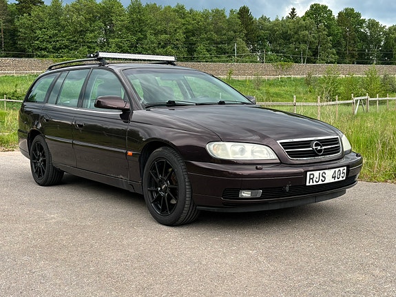 Opel Omega 2 of 5