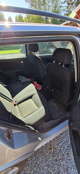 Ford Mondeo 7 of 11