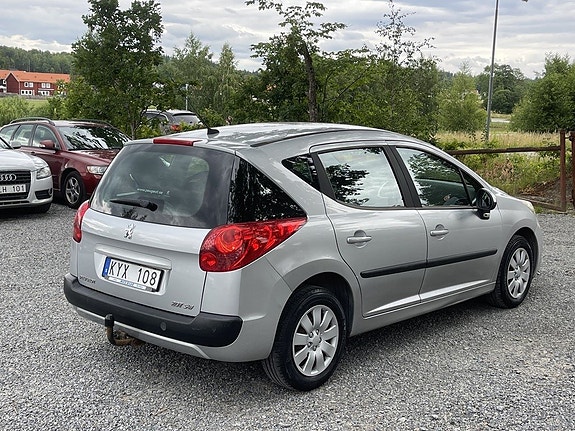 Peugeot 207 3 of 17