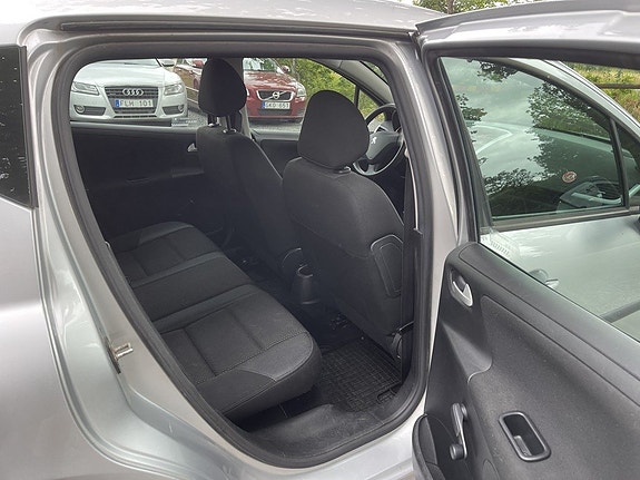 Peugeot 207 14 of 17