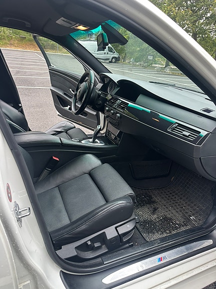 BMW 530d 5 of 6