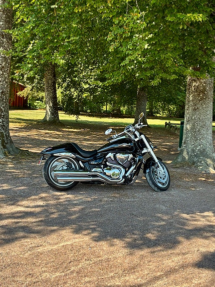 Suzuki VZR1800 Intruder 5 of 7