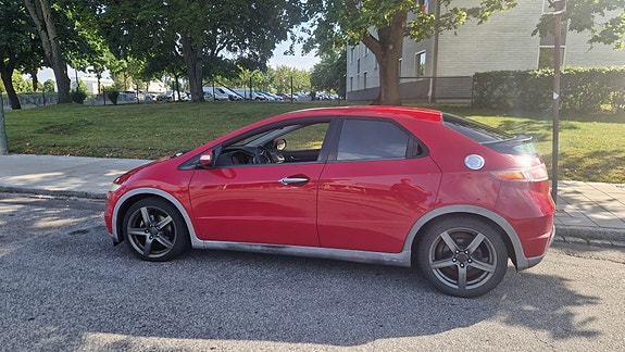 Honda Civic 10 of 12