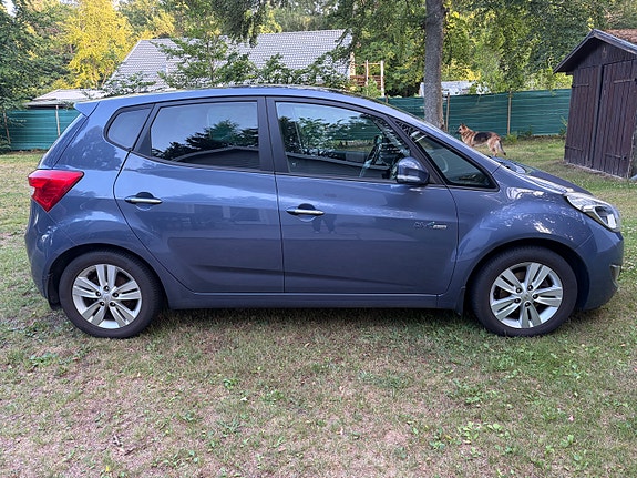 Hyundai ix20 3 of 5