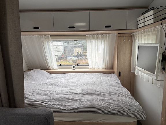 Adria Aviva 563 PT Barnkammarvagn Pluspaket Golvvärme 7 bäddar 3 of 12