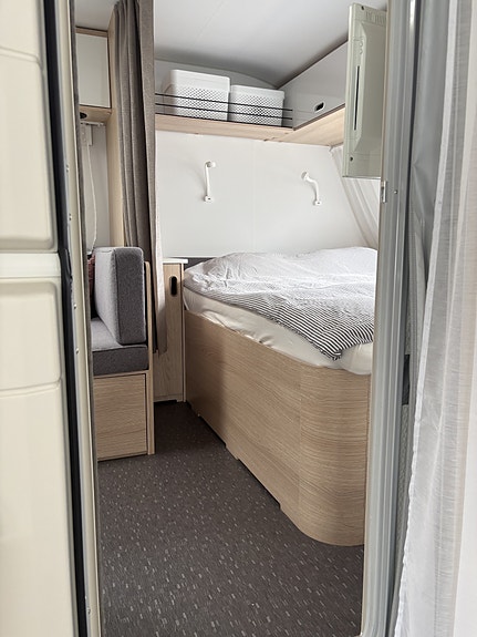 Adria Aviva 563 PT Barnkammarvagn Pluspaket Golvvärme 7 bäddar 2 of 12