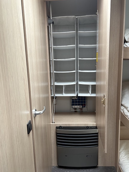 Adria Aviva 563 PT Barnkammarvagn Pluspaket Golvvärme 7 bäddar 9 of 12