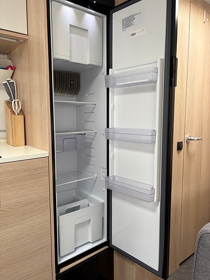 Adria Aviva 563 PT Barnkammarvagn Pluspaket Golvvärme 7 bäddar 7 of 12