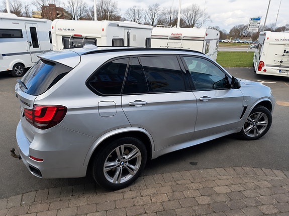 BMW X5 3 of 3