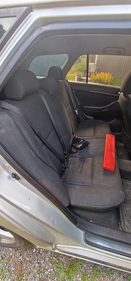 Toyota Avensis 9 of 13