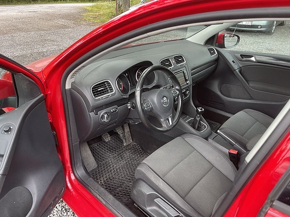 Volkswagen Golf VI 11 of 22