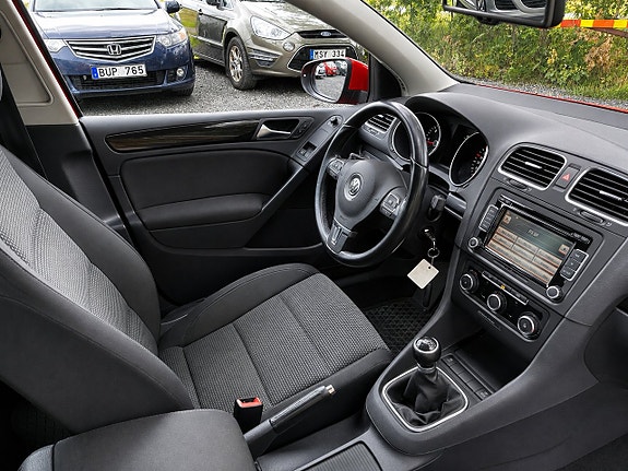 Volkswagen Golf VI 10 of 22