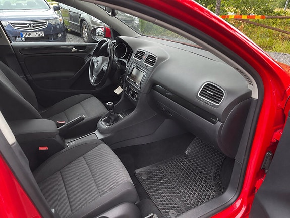 Volkswagen Golf VI 13 of 22