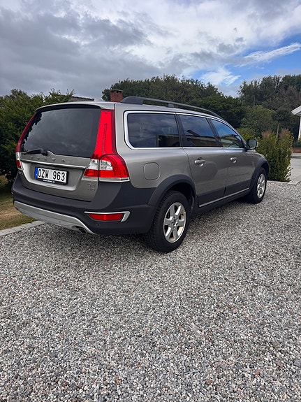 Volvo XC70 7 of 9