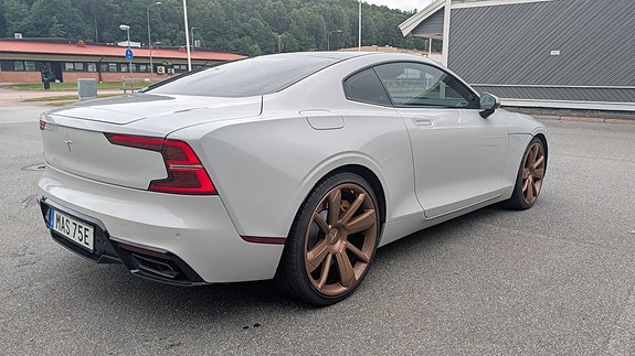Polestar 1 4 of 7