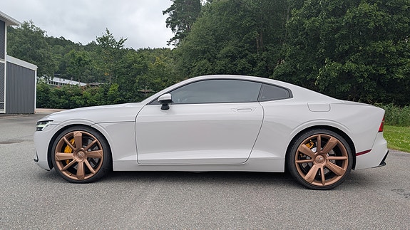 Polestar 1 3 of 7
