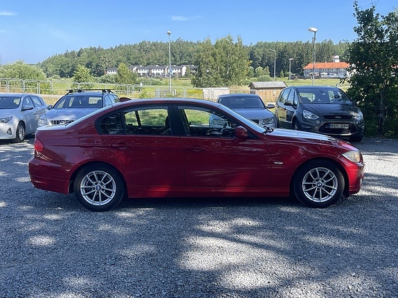 BMW 318i 6 of 25