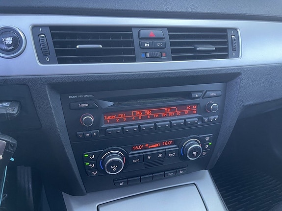 BMW 318i 18 of 25