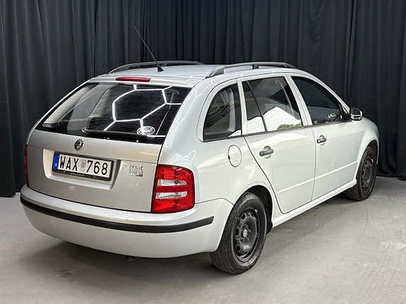 Skoda Fabia 4 of 5