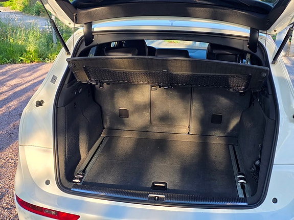 Audi Q5 9 of 16