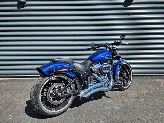 Harley-Davidson BREAKOUT • 1600 MIL • 1999 KR/MÅN • KÖP ONLINE 3 of 13