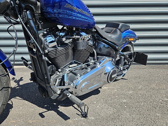 Harley-Davidson BREAKOUT • 1600 MIL • 1999 KR/MÅN • KÖP ONLINE 12 of 13