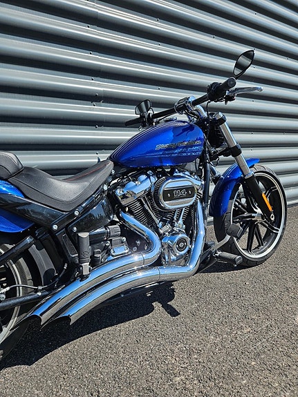 Harley-Davidson BREAKOUT • 1600 MIL • 1999 KR/MÅN • KÖP ONLINE 11 of 13