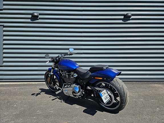 Harley-Davidson BREAKOUT • 1600 MIL • 1999 KR/MÅN • KÖP ONLINE 5 of 13