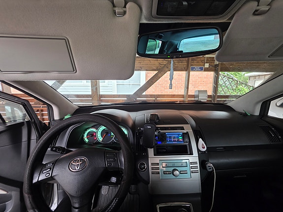 Toyota Corolla Verso 7 of 12