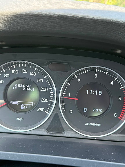 Volvo V60 4 of 6