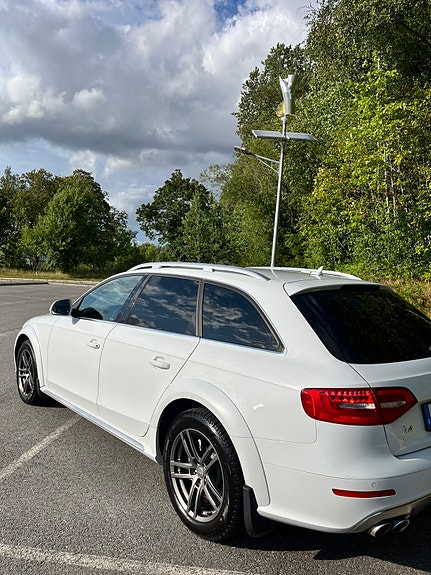 Audi A4 allroad 2 of 10