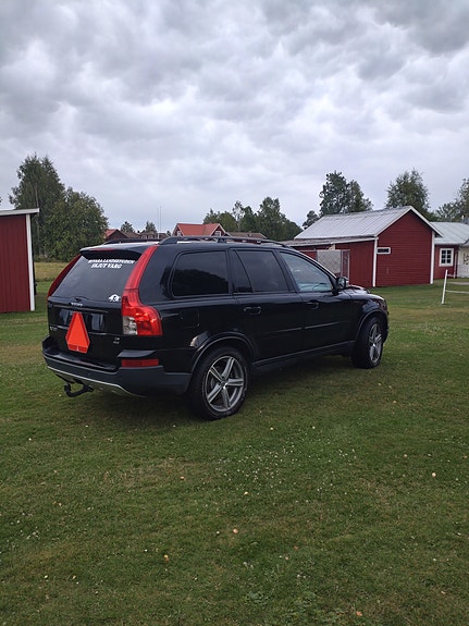 Volvo XC90 3 of 6