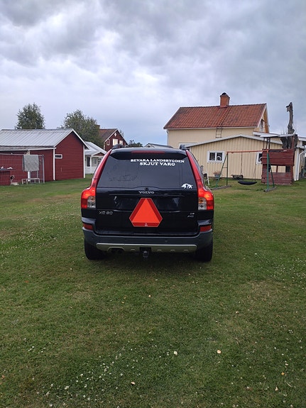 Volvo XC90 4 of 6