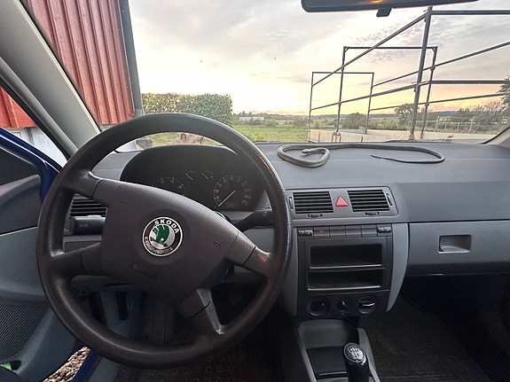 Skoda Fabia 4 of 4