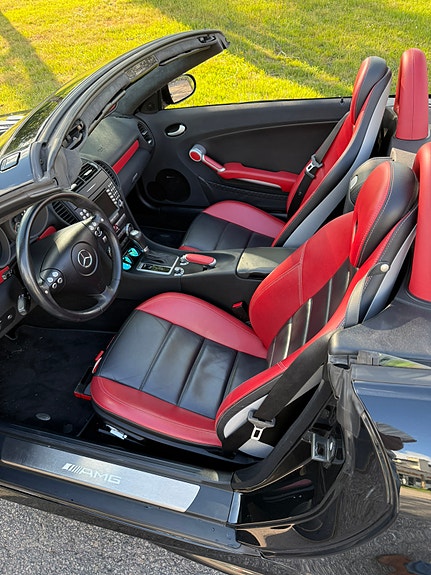 Mercedes-Benz SLK55 2 of 3