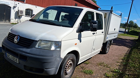 Volkswagen Transporter 3 of 5