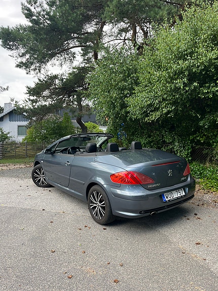 Peugeot 307 CC 7 of 13