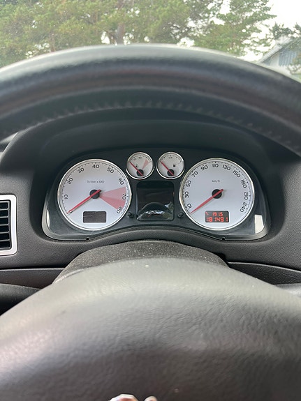 Peugeot 307 CC 10 of 13